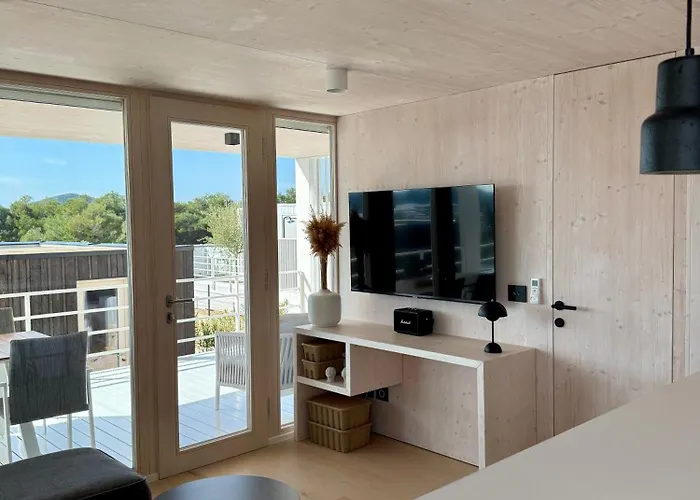 Aria Buqez Apartment Drage