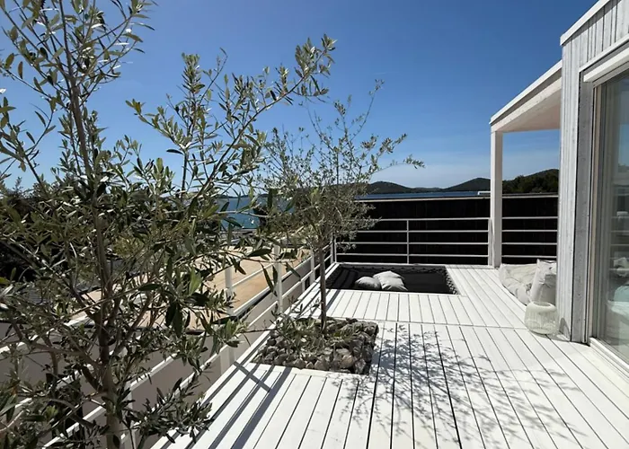 Aria Buqez Apartament